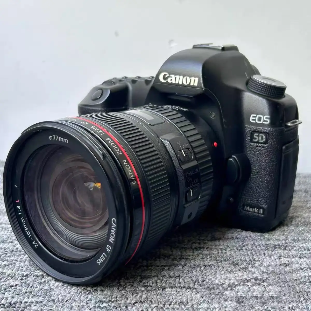 EOS 5D2 Camera - Professional DSLR with 24-105mm Lens